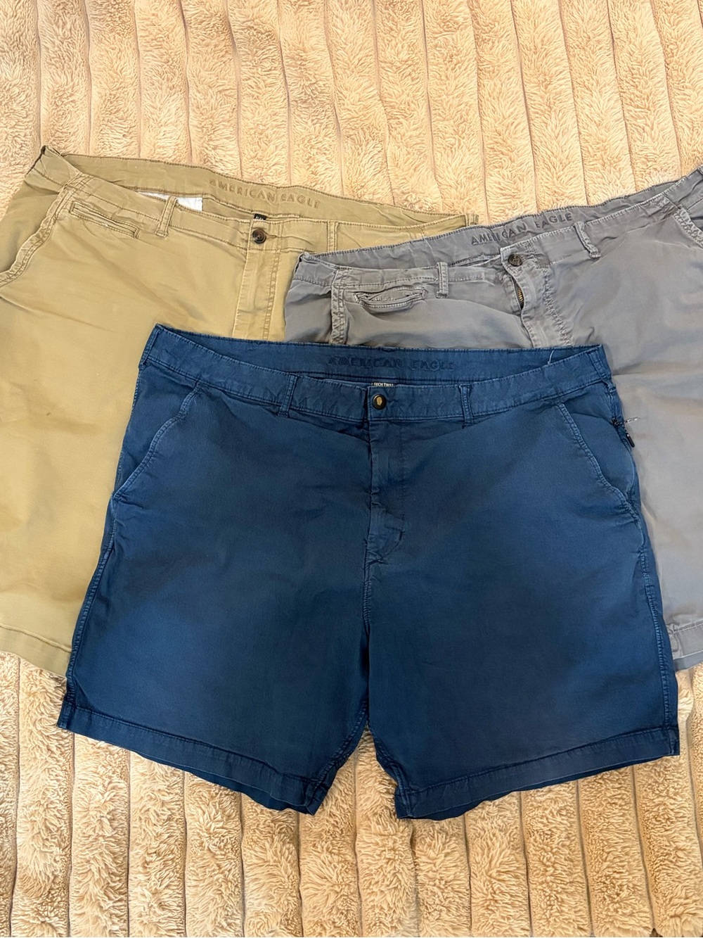 American Eagle MENS Casual FLEX Shorts Trio - Blue, Khaki, Gray: SIZE 44
